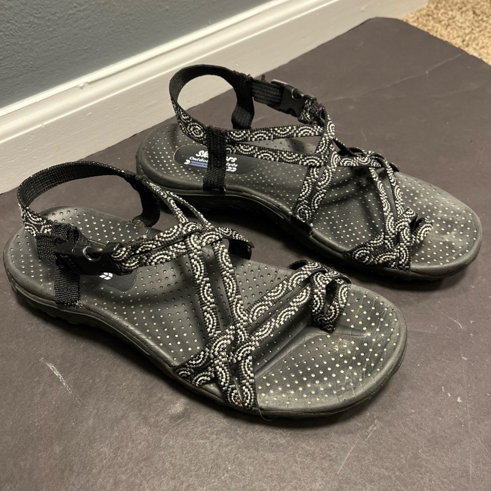 Skechers Outdoor Lifestyle Strappy Sandals Women's Size 9 Buckle Black/Gray - Picture 2 of 7